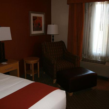 Holiday Inn Express Stockton Southeast By Ihg Zewnętrze zdjęcie