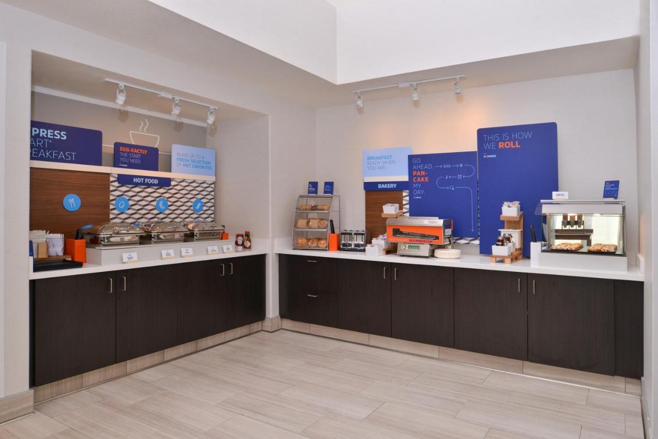 Holiday Inn Express Stockton Southeast By Ihg Zewnętrze zdjęcie