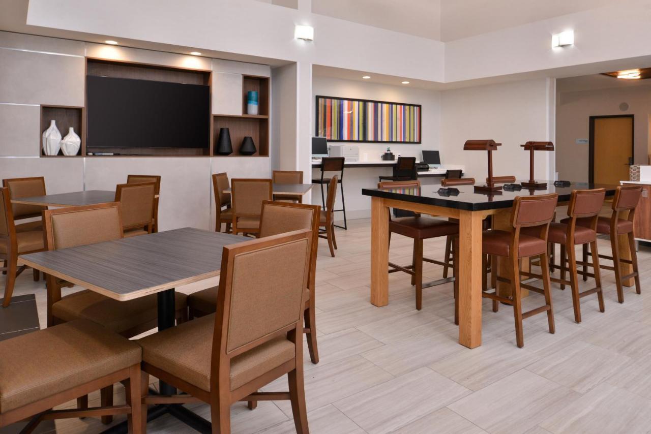 Holiday Inn Express Stockton Southeast By Ihg Zewnętrze zdjęcie